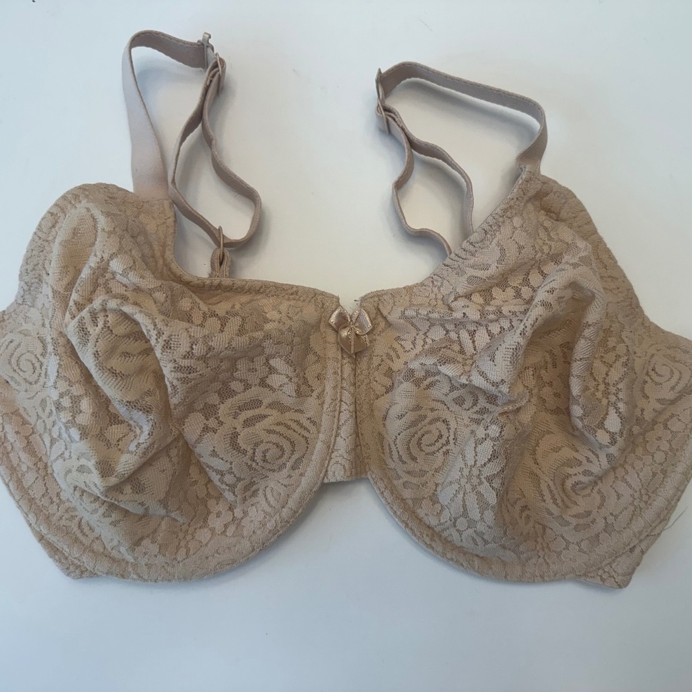 Wacoal Halo Lace Underwire Bra size 34G sand/nude